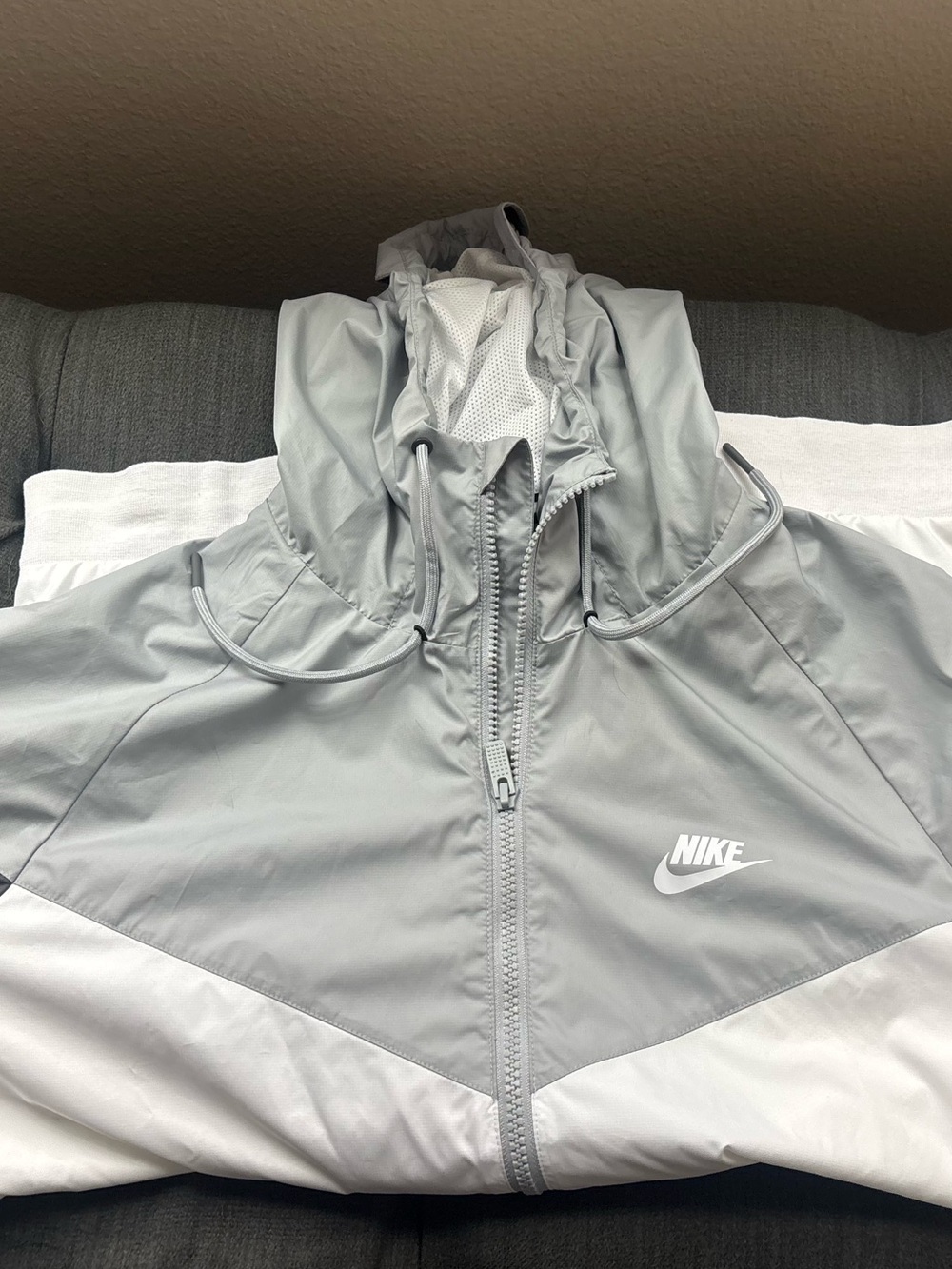 Nike Men Windbreaker